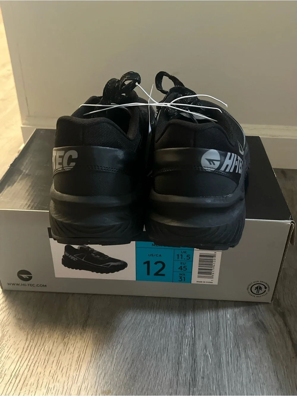 Hi-Tec Men's Black Athletic Trail Sneakers Size 12 NWB